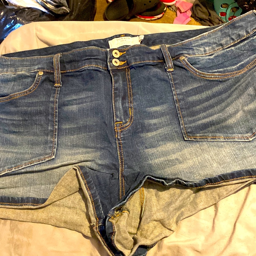 Torrid short jean shorts